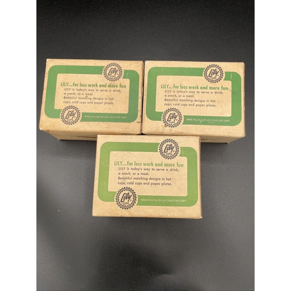 Vintage Lily Portion Snack Cups 1 oz Paper Round Green And Red Stripe 90 Count